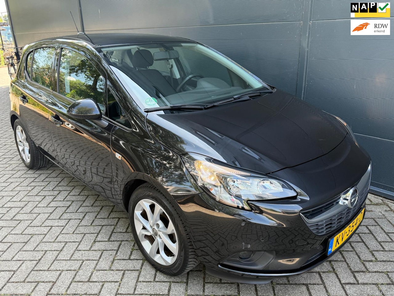 Opel Corsa - 1.0 Turbo Edition/Airco/cruise/car play/voor en achter park sensoren - AutoWereld.nl