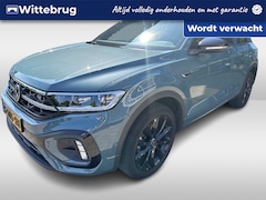 Volkswagen T-Roc - 1.5 TSI R-Line Business / Black Style / Panoramadak / Digtiaal dashboard / Parkeersensoren