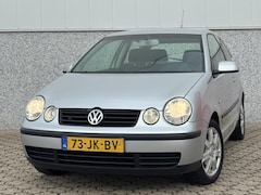 Volkswagen Polo - 1.4 Automaat /Airco /Trekhaak