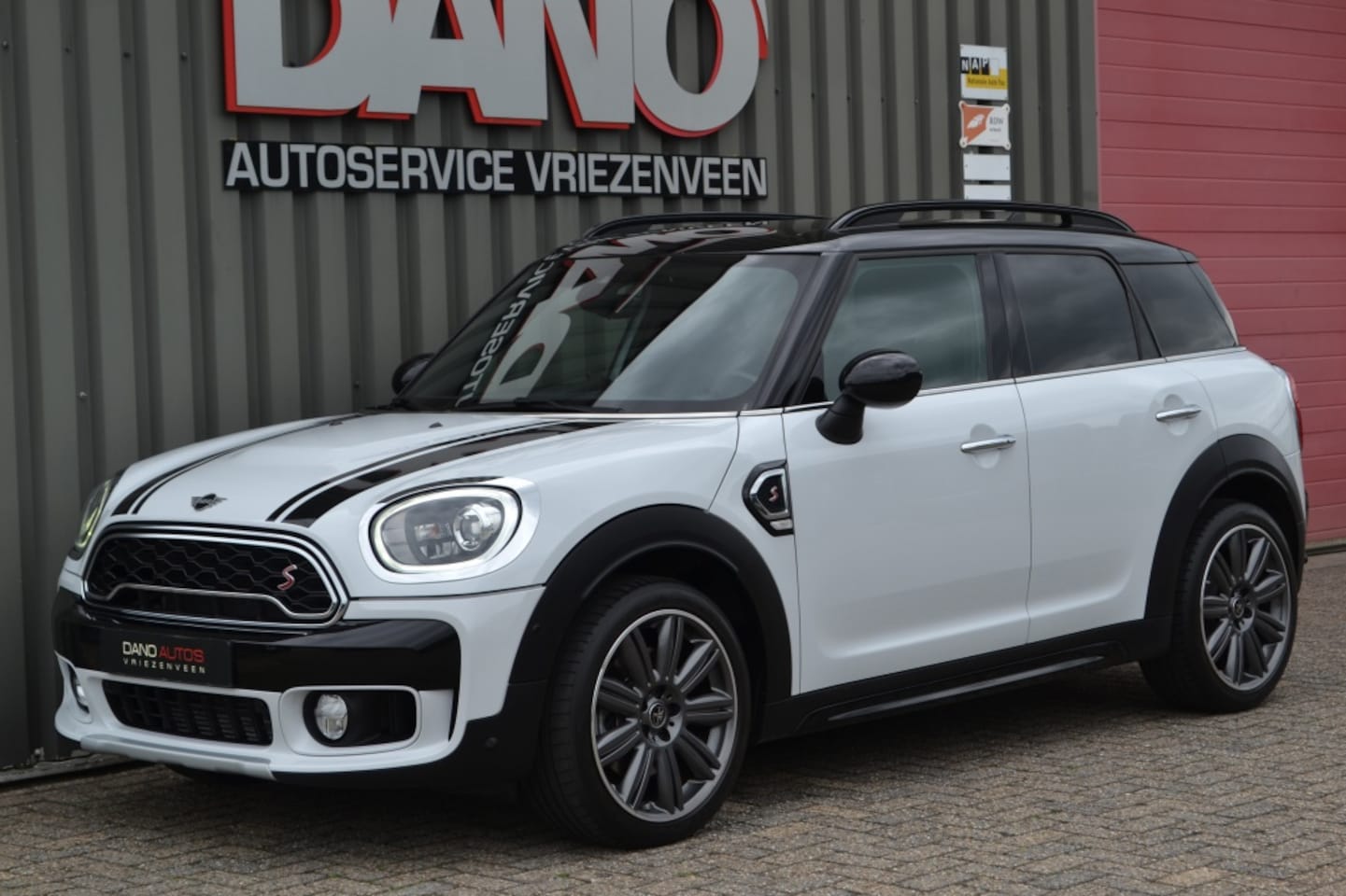 MINI Countryman - 2.0 Cooper S 192PK Pepper Leer/Navi/LED/18 inch - AutoWereld.nl