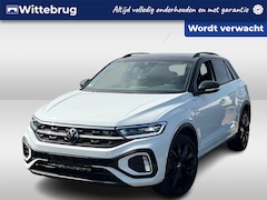 Volkswagen T-Roc - 1.5 TSI R-Line Black Style DSG Automaat Afn. Trekhaak / Navigatie / Camera / Parkeersensor