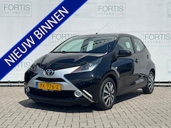 Toyota Aygo - 1.0 VVT-i x-play NAVI | AIRCO | 5 DEURS