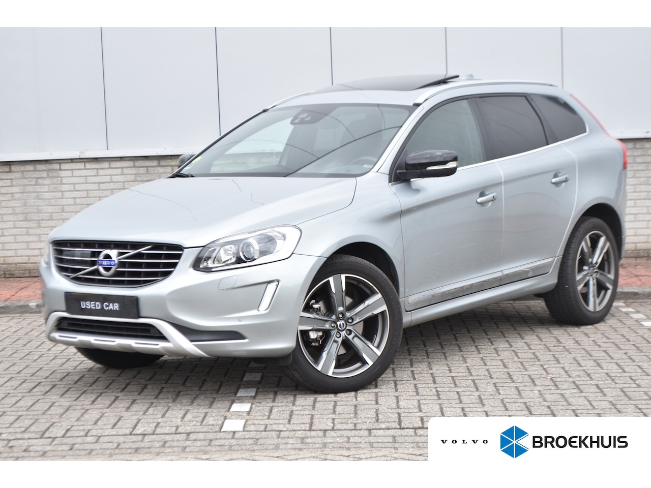 Volvo XC60 - D4 FWD Summum | Pano | BLIS | Standkachel | 20" | - AutoWereld.nl