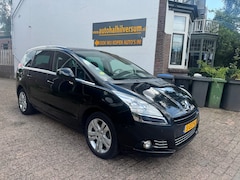 Peugeot 5008 - 1.6 HDi Active 7p