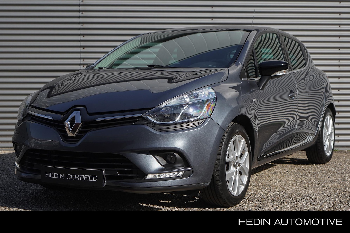 Renault Clio - 0.9 TCe Limited Nederlandse Auto / Eerste Eigenaar / Parkeersensoren achter/ Cruise Contro - AutoWereld.nl