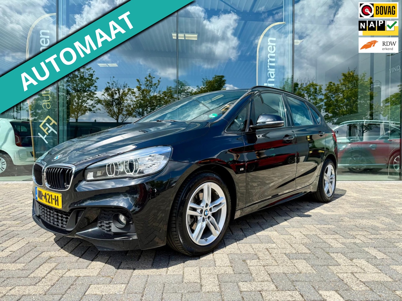 BMW 2-serie Active Tourer - 218i M Sport Executive 218i M Sport Executive, Leder, HUD, NAP - AutoWereld.nl