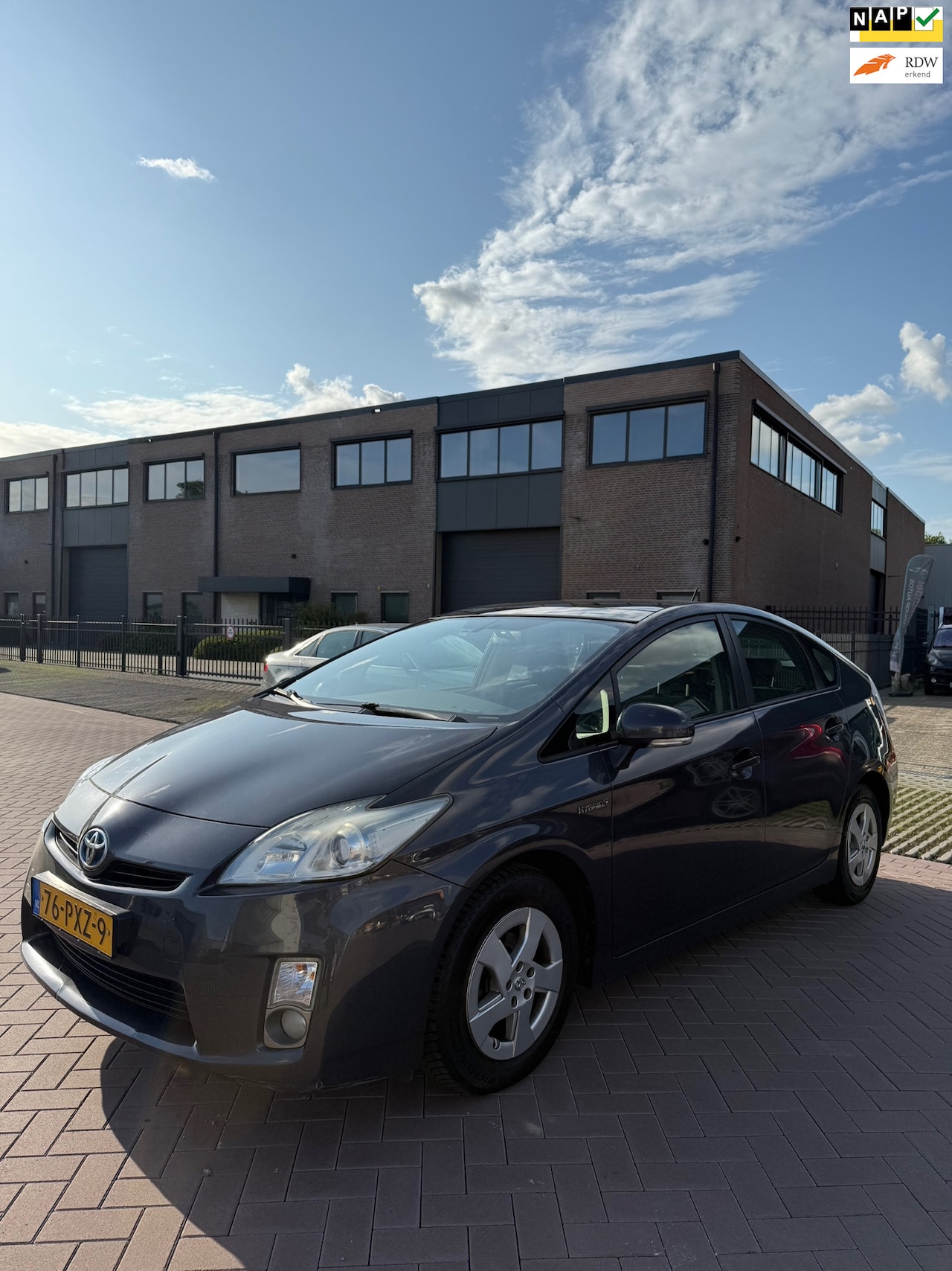 Toyota Prius - 1.8  Comfort 1.8 Comfort - AutoWereld.nl