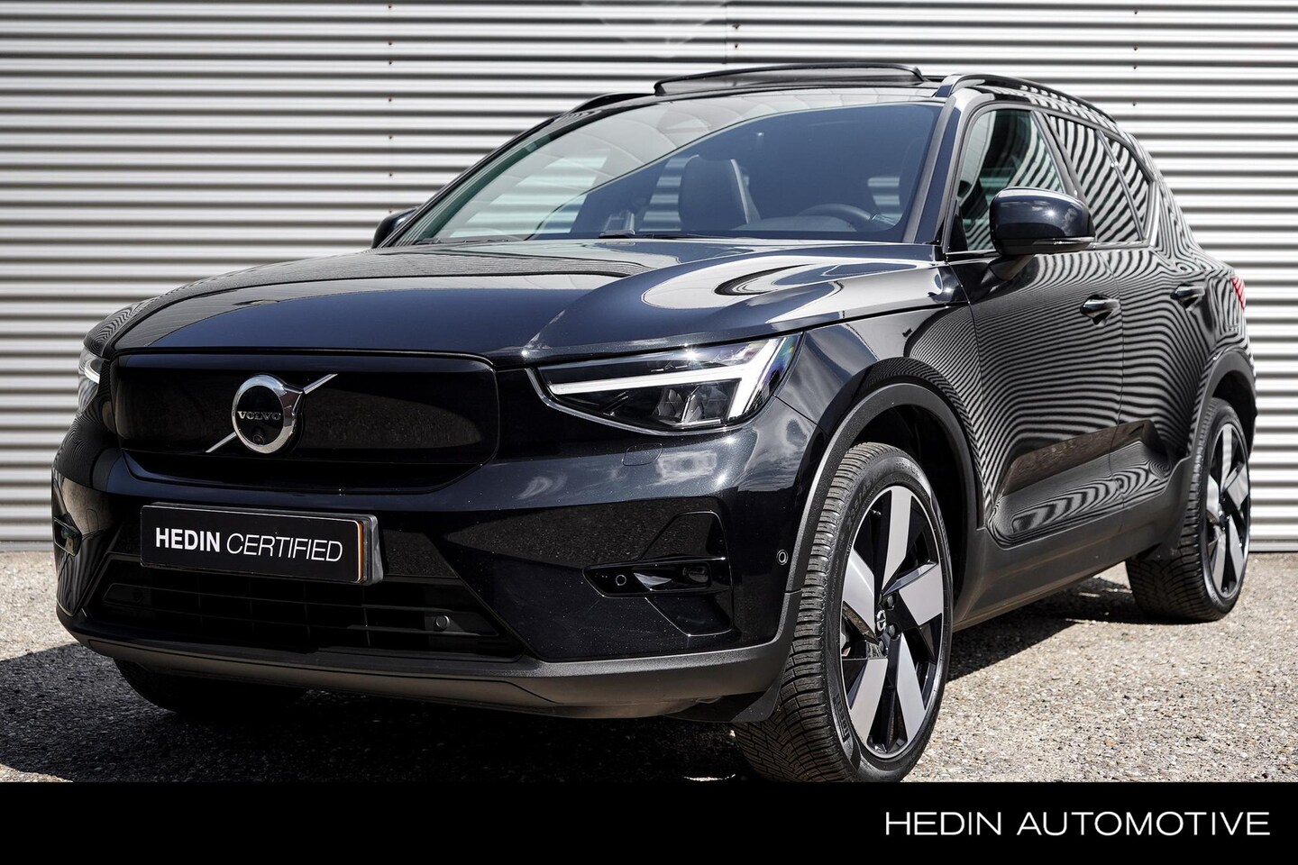 Volvo XC40 - Recharge Ultimate 70 kWh | Panoramadak | lichtmetalen velgen 5-spaaks 20" | Elektrisch Ver - AutoWereld.nl