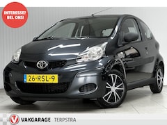 Toyota Aygo - 1.0-12V Now/ Airco/ Stuurbekr./ Bumpers in kleur/ Airbags/ C.V. Afstand/ Elek. Ramen/ Radi
