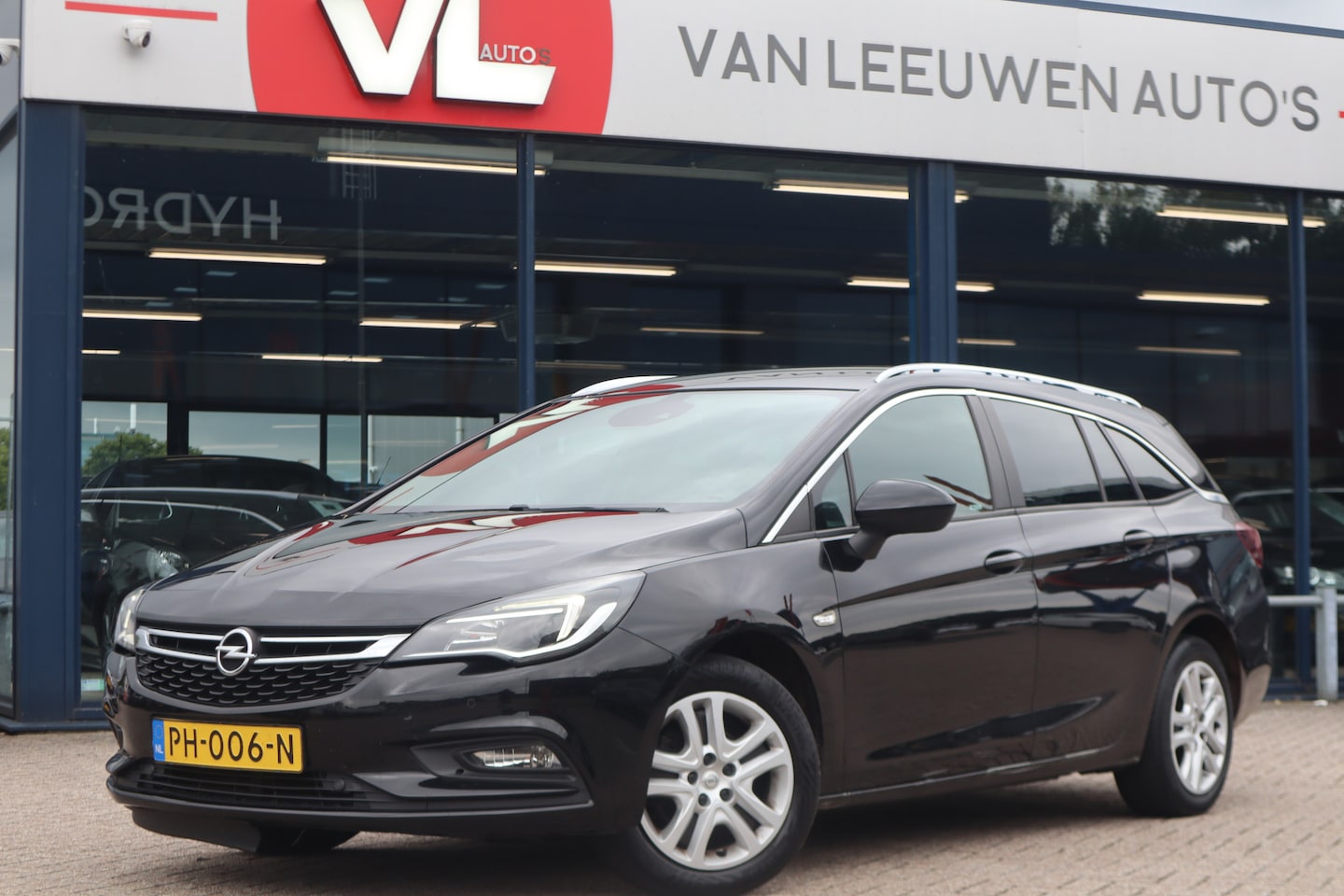 Opel Astra Sports Tourer - 1.6 CDTI Online Edition | Nieuw Binnen | Cruise | Trekhaak | Lichtmetaal - AutoWereld.nl