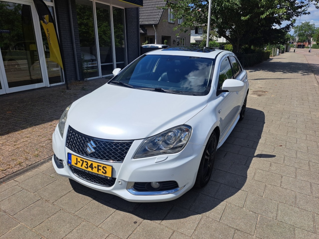 Suzuki Kizashi - 2.4 Sport 2.4 Sport - AutoWereld.nl