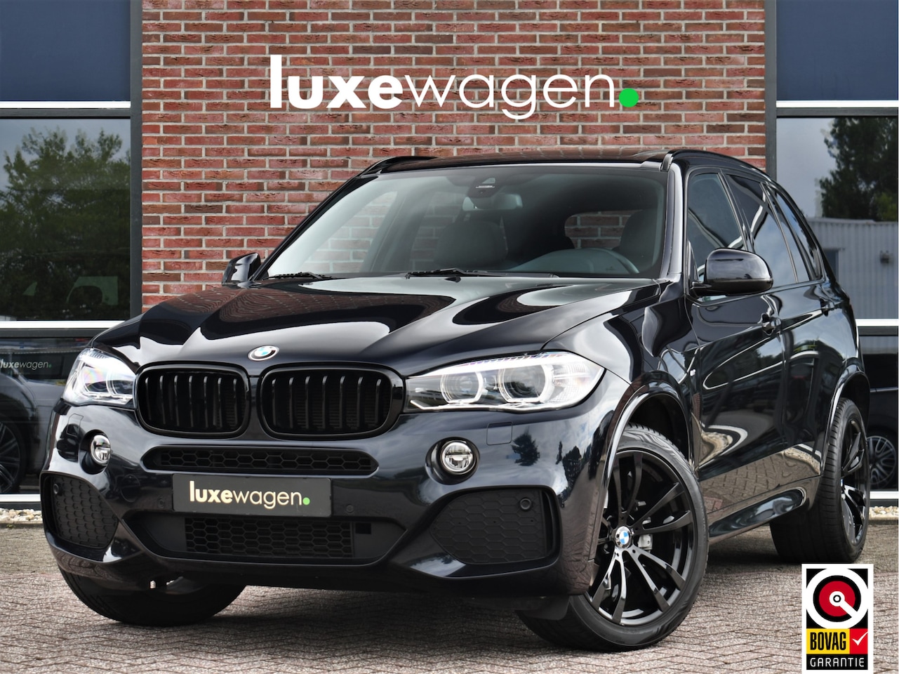 BMW X5 - xDrive30d M-Sport Pano Comf-zetel Trekh 145dkm! - AutoWereld.nl
