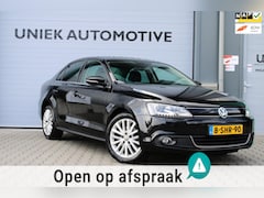 Volkswagen Jetta - 1.4 TSI DSG HYBRID HIGHLINE | PDC V+A | NAVIGATIE | LED | CRUISE | NIEUWE APK