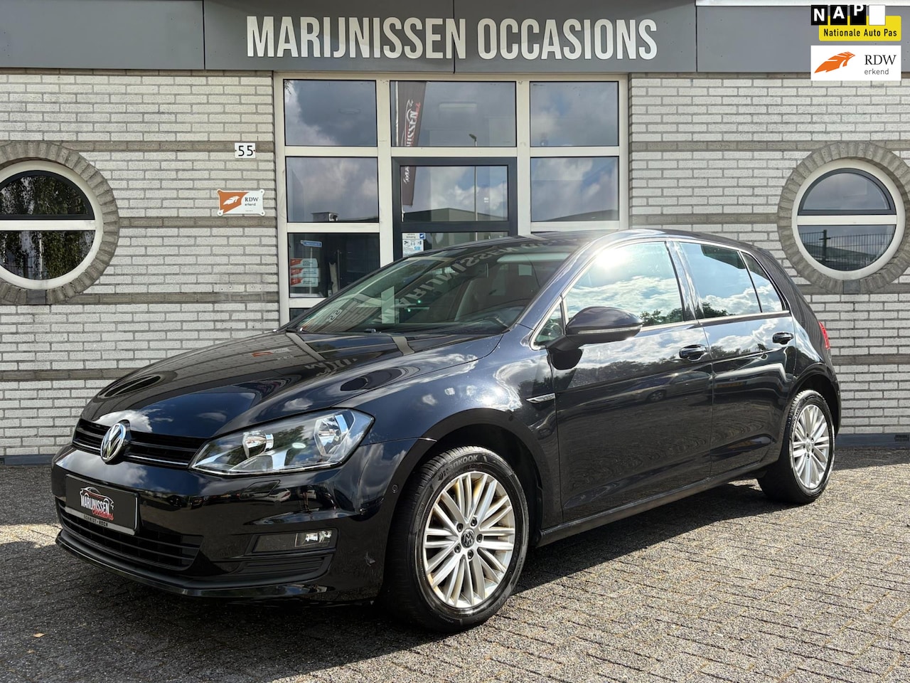 Volkswagen Golf - 1.2 TSI CUP Edition |Parkhulp,PDC,StoelVW| - AutoWereld.nl