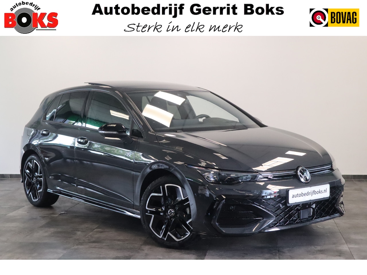 Volkswagen Golf - 1.5 eTSI R-Line Edition ! Nieuw Type ! Panoramadak Full-led Navigatie Adaptive-Cruise - AutoWereld.nl
