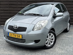 Toyota Yaris - 1.3 VVTi Sol MMT / Airco / LM / NAP / NL-AUTO