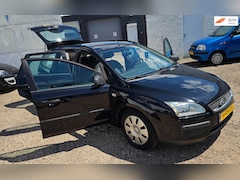Ford Focus Wagon - 1.6-16V Champion Nette auto Rijklaar