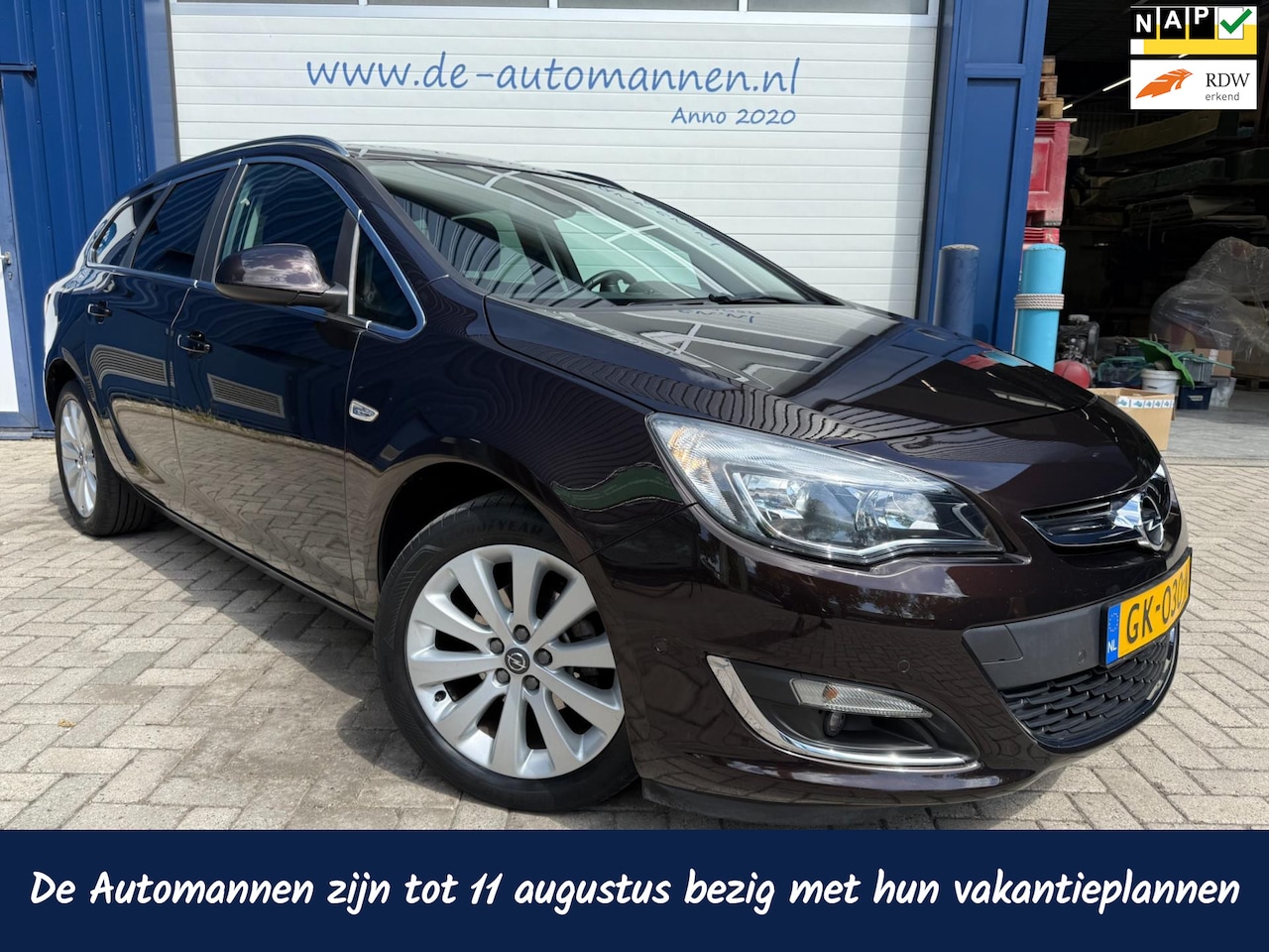 Opel Astra Sports Tourer - 1.4 Turbo 140 pk Cosmo / AIRCO+ECC / CRUISE / NAVI / TREKHAAK / PDC - AutoWereld.nl