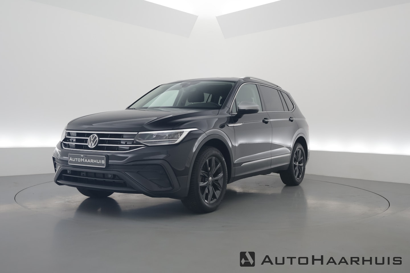 Volkswagen Tiguan Allspace - 1.5 TSI 7p. DSG | Navi | Camera | Elek. Trekhaak | Adapt. Cruise | Stoel- Stuurverw. - AutoWereld.nl