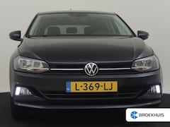 Volkswagen Polo - 1.0 TSI Comfortline 96pk | Parkeersensoren v+a | Navigatie via app connect | Licht en zich
