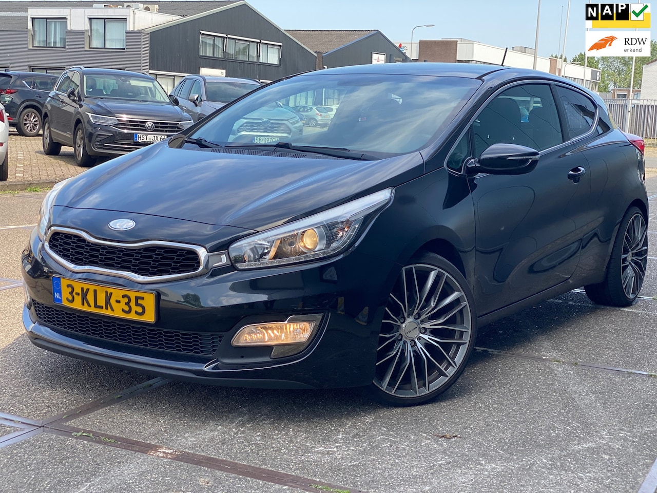 Kia Pro cee'd - 1.6 GDI Business Pack/ GT-pakket/ nap/1jaar apk/dealeronderhouden/ airco/ navi/ pdc/ achte - AutoWereld.nl