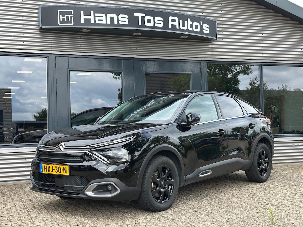 Citroën C4 - 1.2 PT 130PK AUT Shine / LEER / HUD /Adapt cruise /NAV / Winterpakket / Black-Edition - AutoWereld.nl