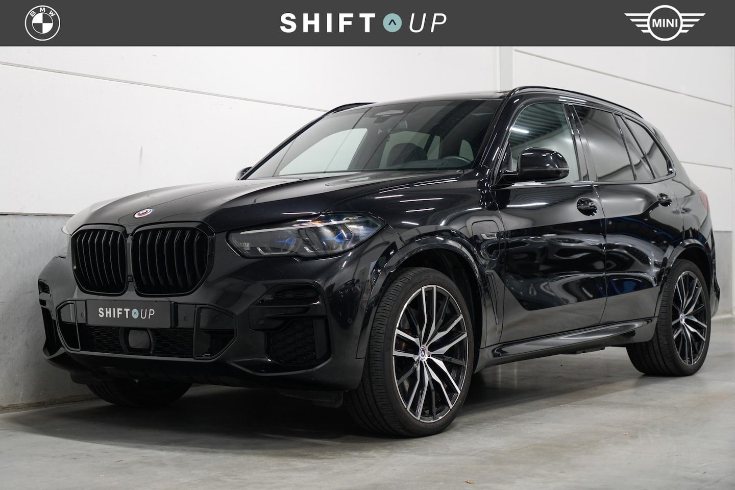 BMW X5 - xDrive45e M-Sport | Panoramadak | CoPilot | Stoelventilatie | Head Up | Harman Kardon - AutoWereld.nl