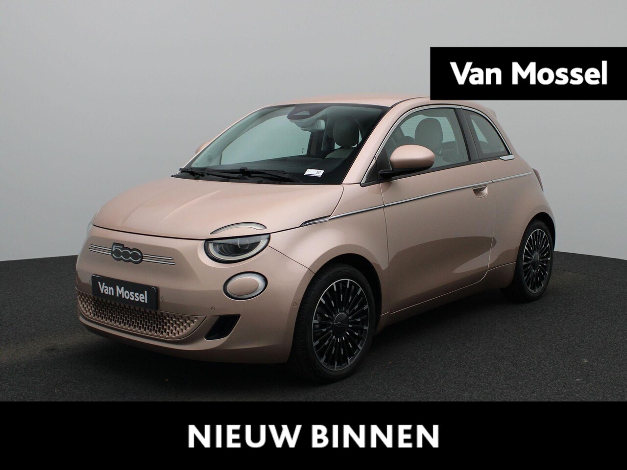 Fiat 500 - La Prima 42 kWh AUTOMAAT | ADAPTIEVE CRUISE | NAVIGATIE | CAMERA | PDC | LMV | STOELVERWAR - AutoWereld.nl