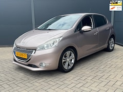 Peugeot 208 - 1.6 VTi Allure / Nap / Navi / Pdc