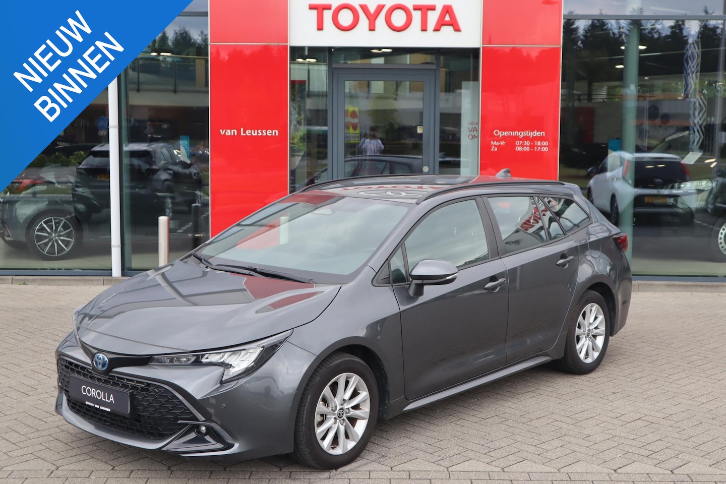 Toyota Corolla Touring Sports - Hybrid 140 Dynamic - AutoWereld.nl
