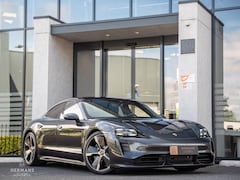 Porsche Taycan - Turbo S 93 kWh / Burmester / Carbon / InnoDrive / Ceramic / Nightvision / Passenger