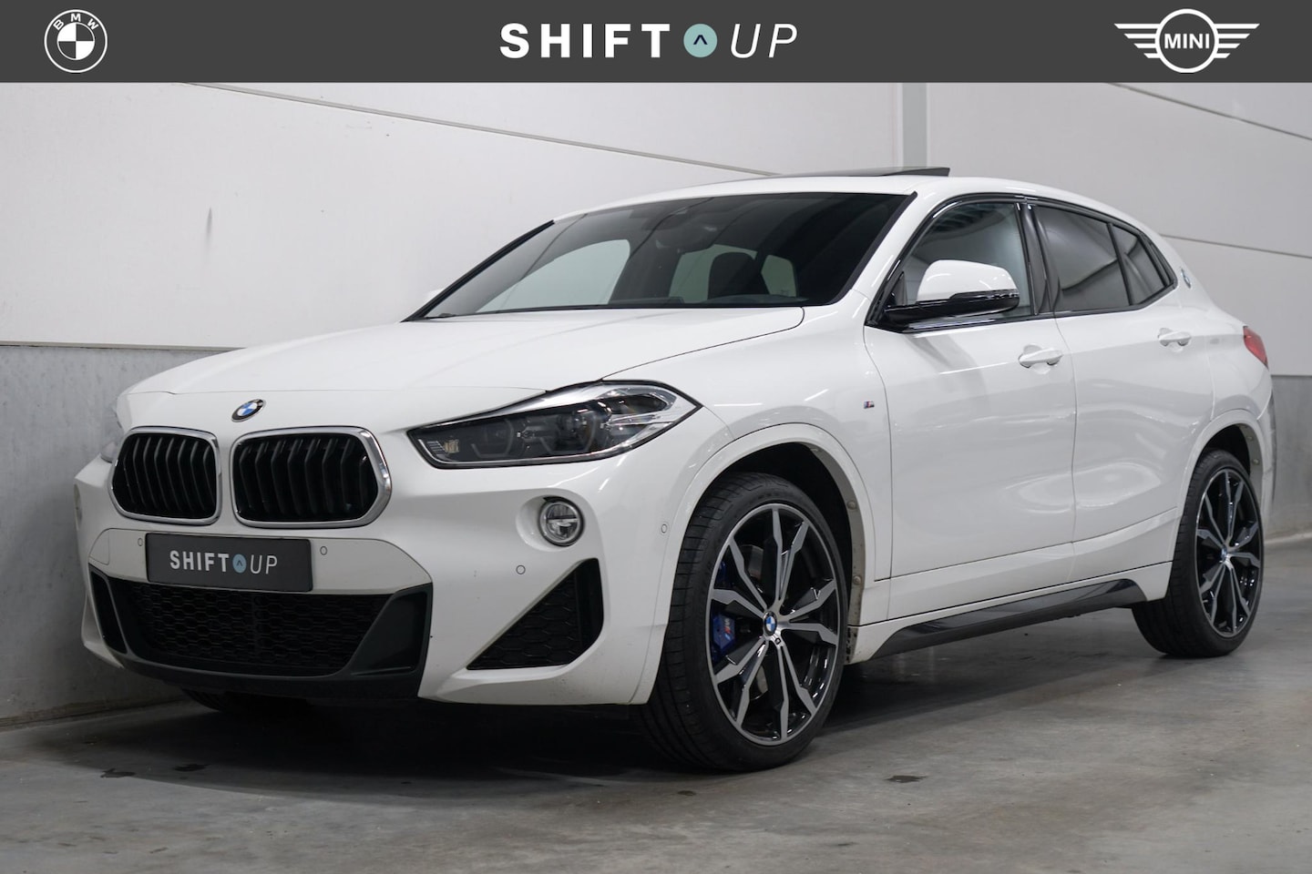 BMW X2 - sDrive20i M-Sport | Panoramadak | Head Up | Hifi | Camera - AutoWereld.nl