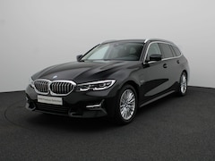 BMW 3-serie Touring - 320e Luxury Line | High Executive | Sportstoelen voor | Live Cockpit Professional | HIFI |