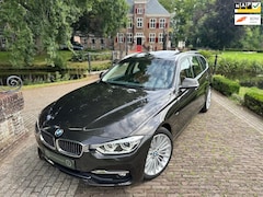 BMW 3-serie Touring - 330i High Executive | Luxury | Pano | Leder |