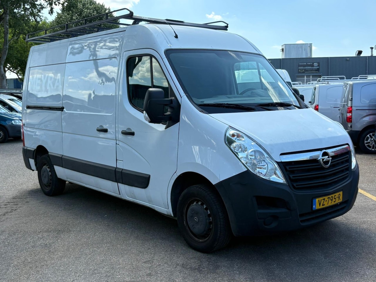 Opel Movano - 2.3 CDTI L2H2 110Pk Imperiaal Trekhaak **Handel/Export** - AutoWereld.nl