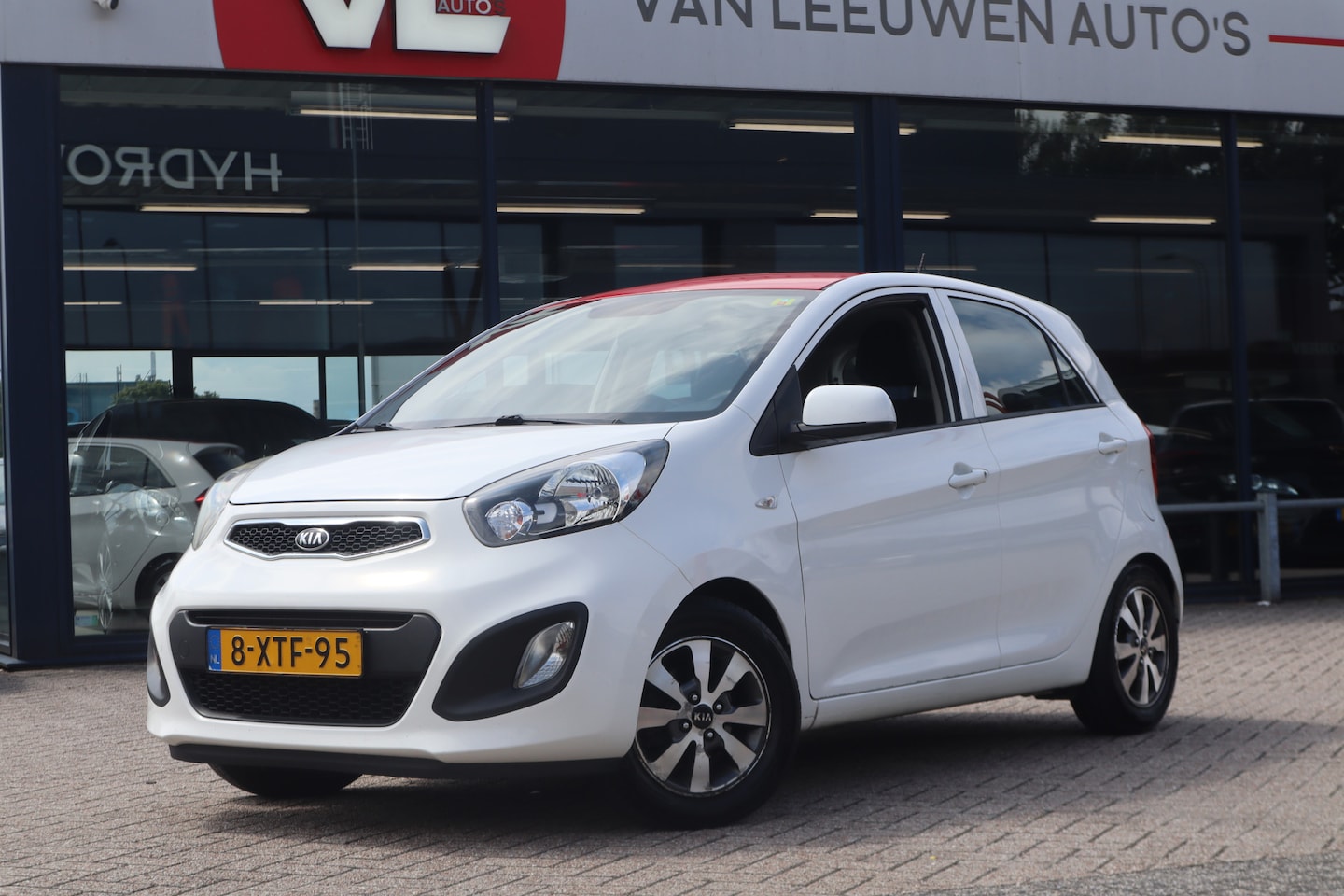 Kia Picanto - 1.2 CVVT ISG Comfort Pack | Nieuw Binnen! | Cruise | Airco | Trekhaak - AutoWereld.nl
