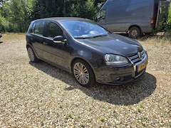 Volkswagen Golf - 2.0 FSI Sportline