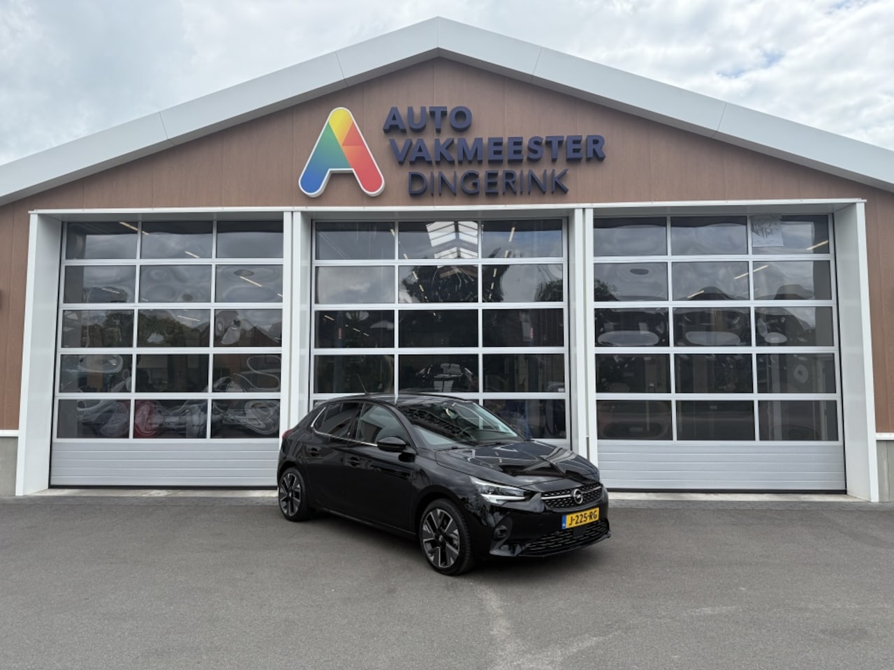 Opel Corsa-e - Elegance 50 kWh Elegance 50 kWh - AutoWereld.nl