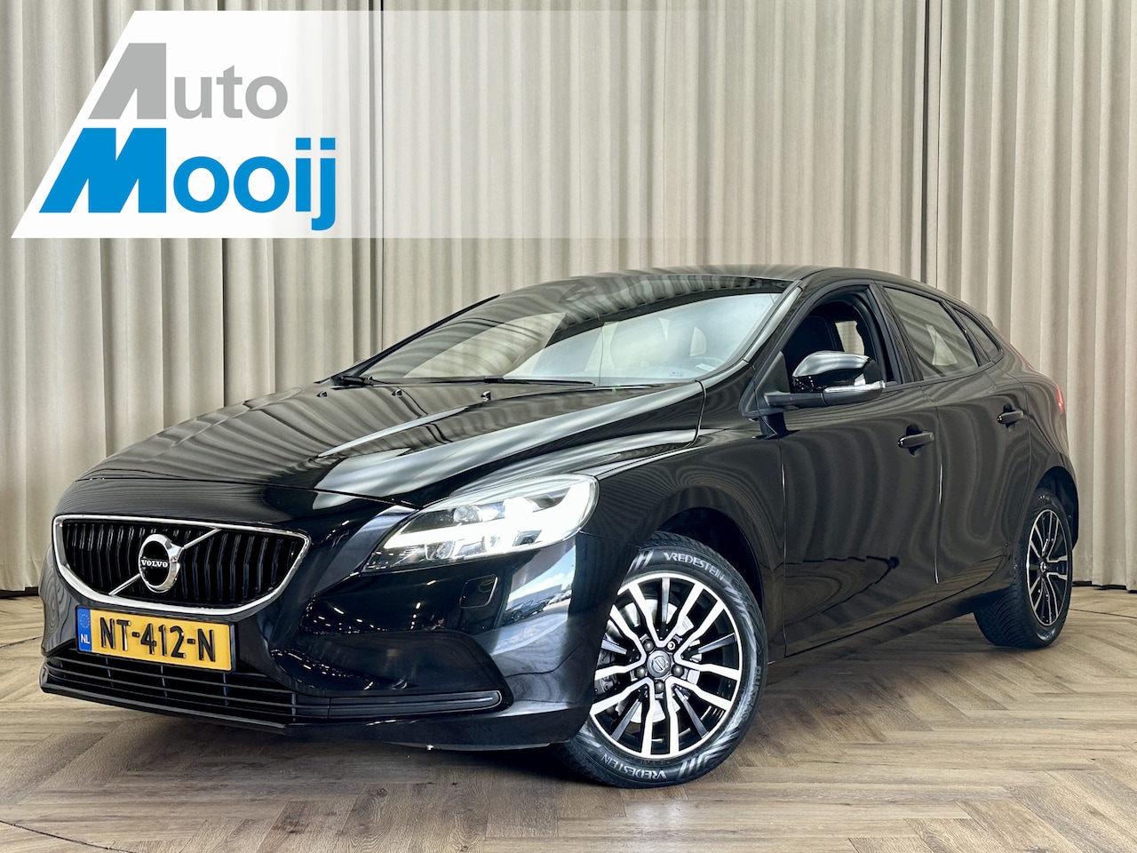 Volvo V40 - 2.0 T2 *Dealer Onderhouden* Stoelverwarming / FULL LED / Cruise Control / ECC Clima / Org. - AutoWereld.nl