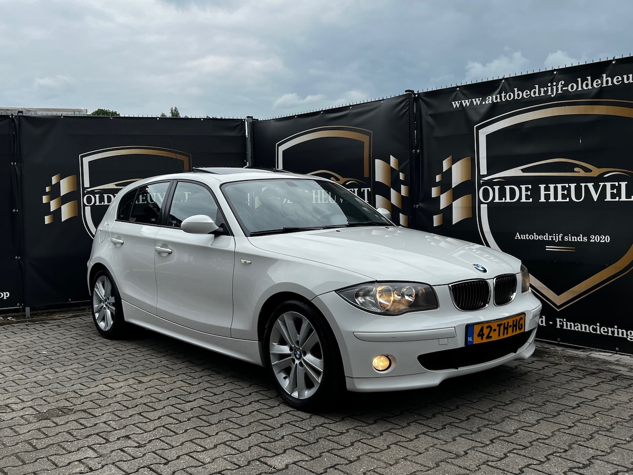 BMW 1-serie - 130i Cup Edition| NAP| Schuifdak - AutoWereld.nl