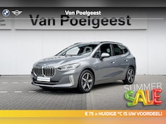BMW 2-serie Active Tourer - 225e xDrive Panoramadak | Trekhaak | Head UP display | Summer Sale 75