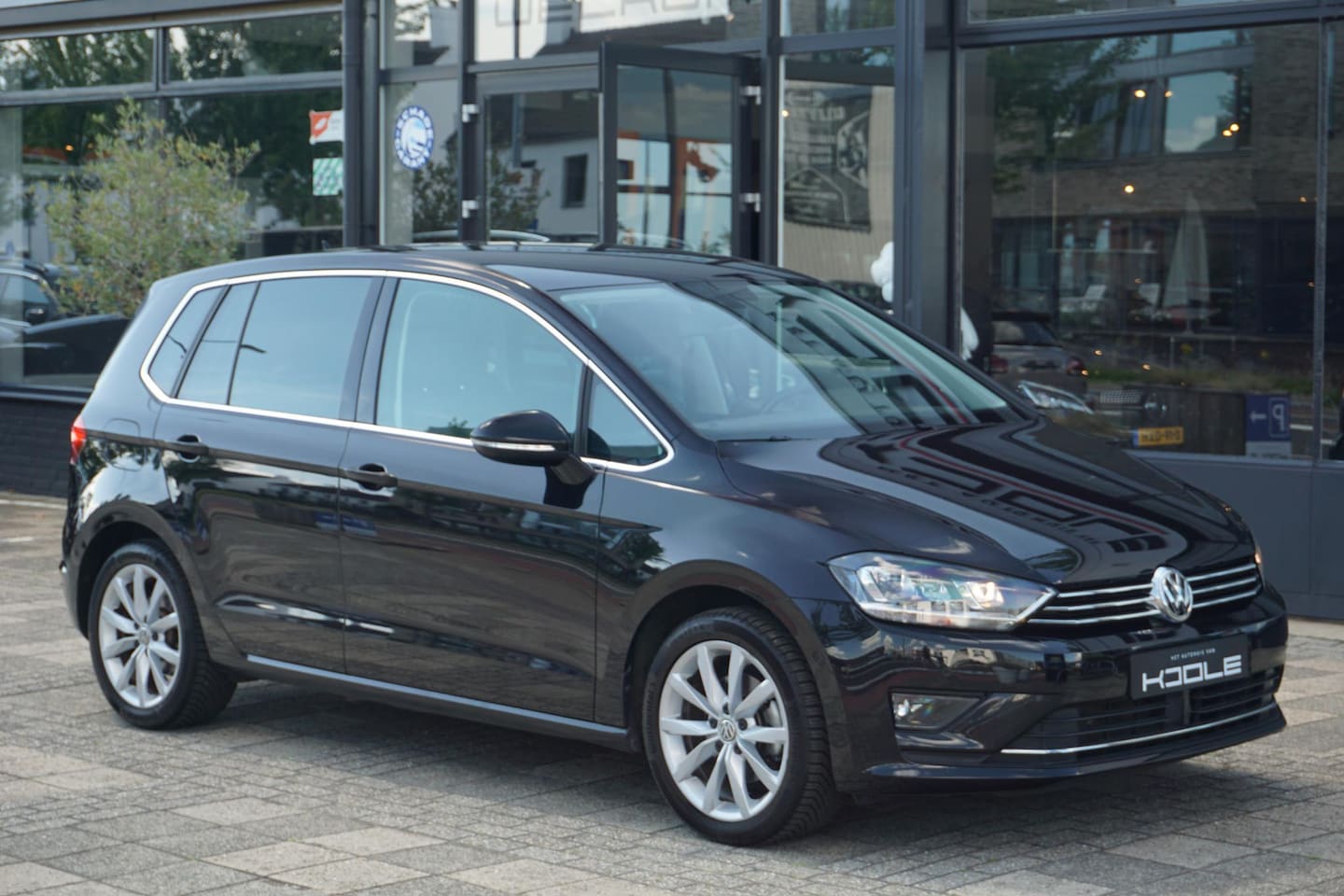 Volkswagen Golf Sportsvan - 1.4 TSI Highline | Trekhaak | ACC - AutoWereld.nl