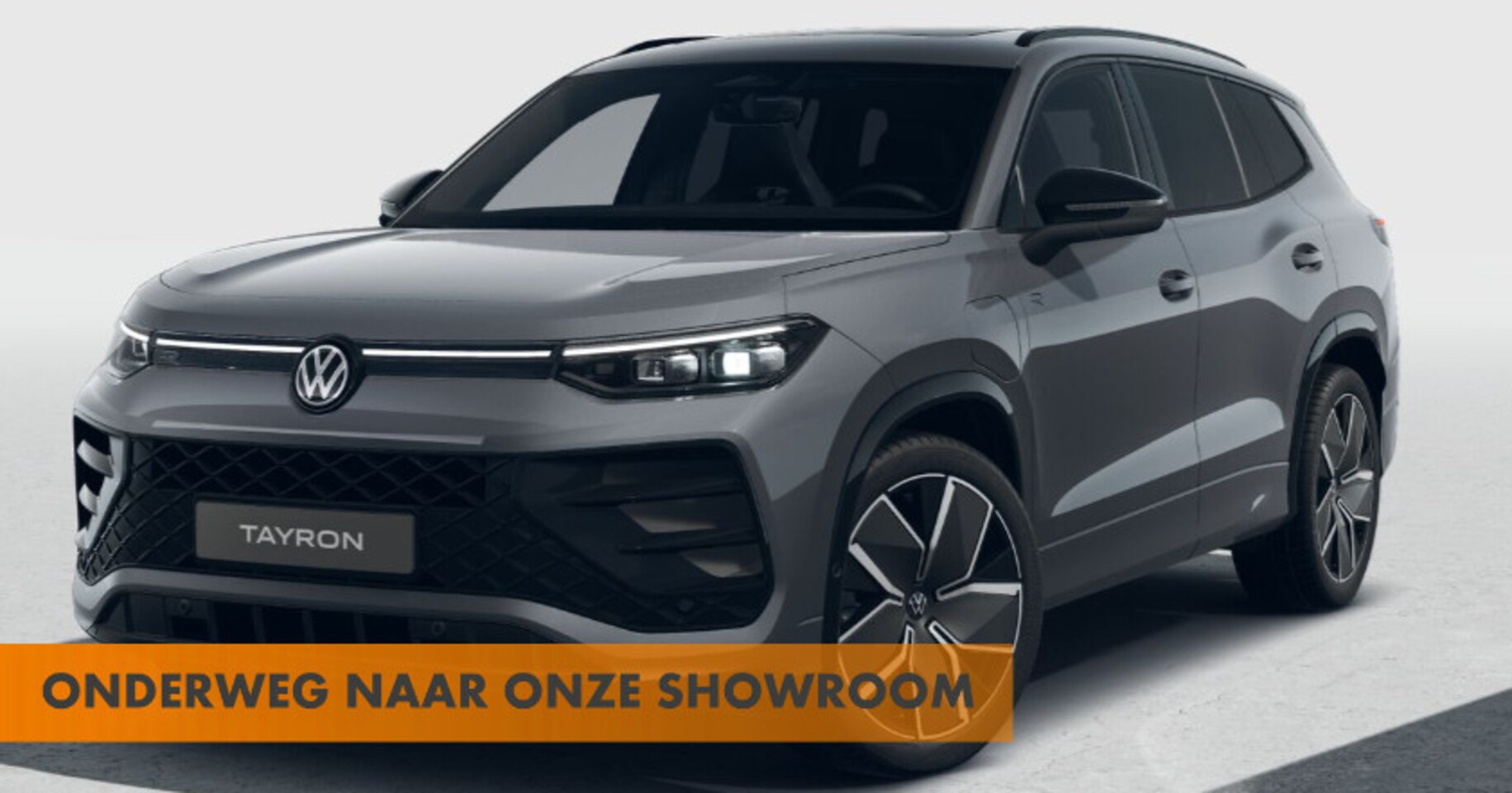 Volkswagen Tayron - 1.5 eHybrid R-Line Edition 272PK l Pano l Electrische Trekhaak l Black Pack l Stoelverwarm - AutoWereld.nl