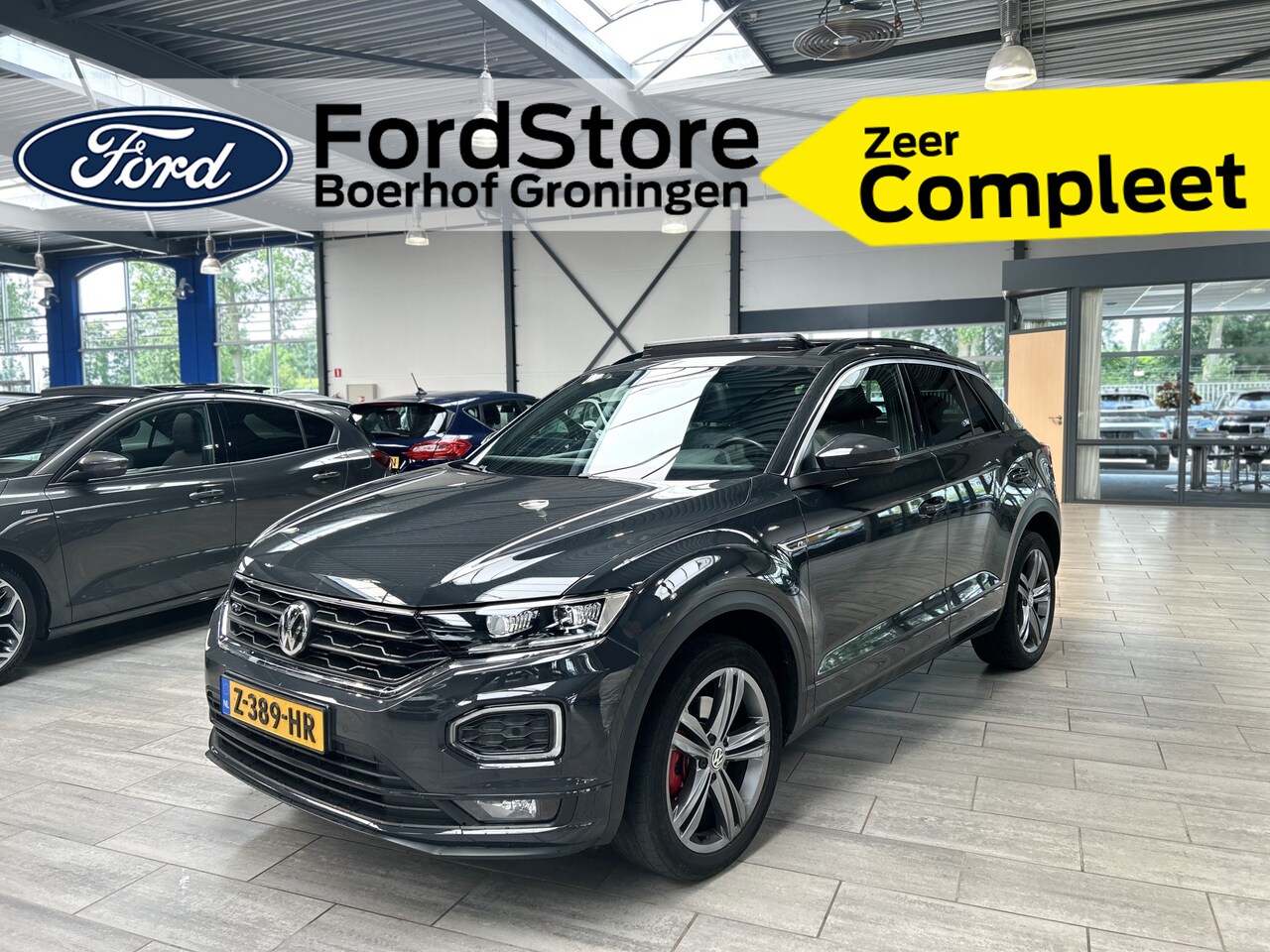 Volkswagen T-Roc - 1.5 TSI Sport Business R | Trekhaak | Pano | Camera | LED | Adapt. cruise | Stoelverw. | - AutoWereld.nl
