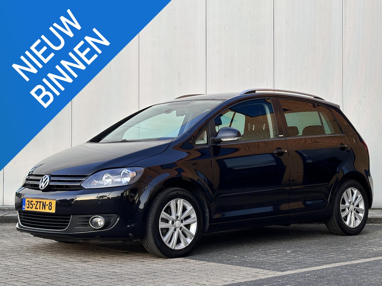 Volkswagen Golf Plus - 2.0 TDI l Leer l 140PK l Navi l PDC l Stoelverw l - AutoWereld.nl