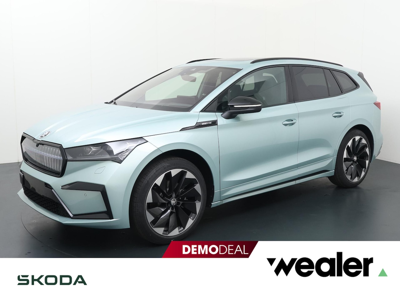 Skoda Enyaq iV - 60 Sportline 180 pk | Navigatie | Apple Carplay/Android Auto | Crystal Face | Panoramadak - AutoWereld.nl