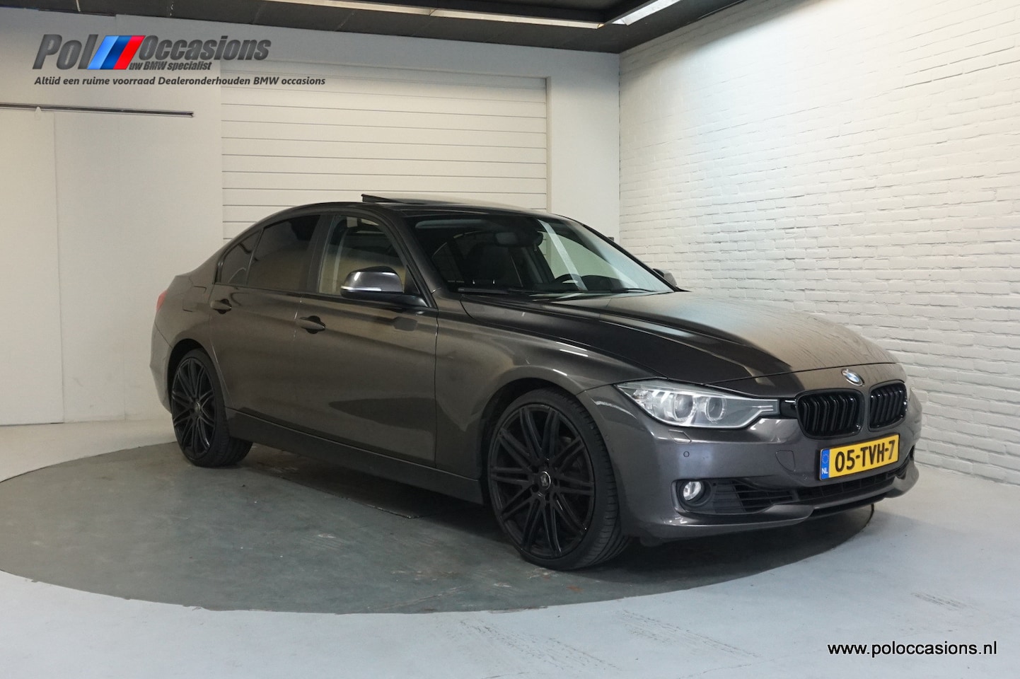 BMW 3-serie - 320i Automaat | Navigatie | Leder | Schuif/kanteldak - AutoWereld.nl