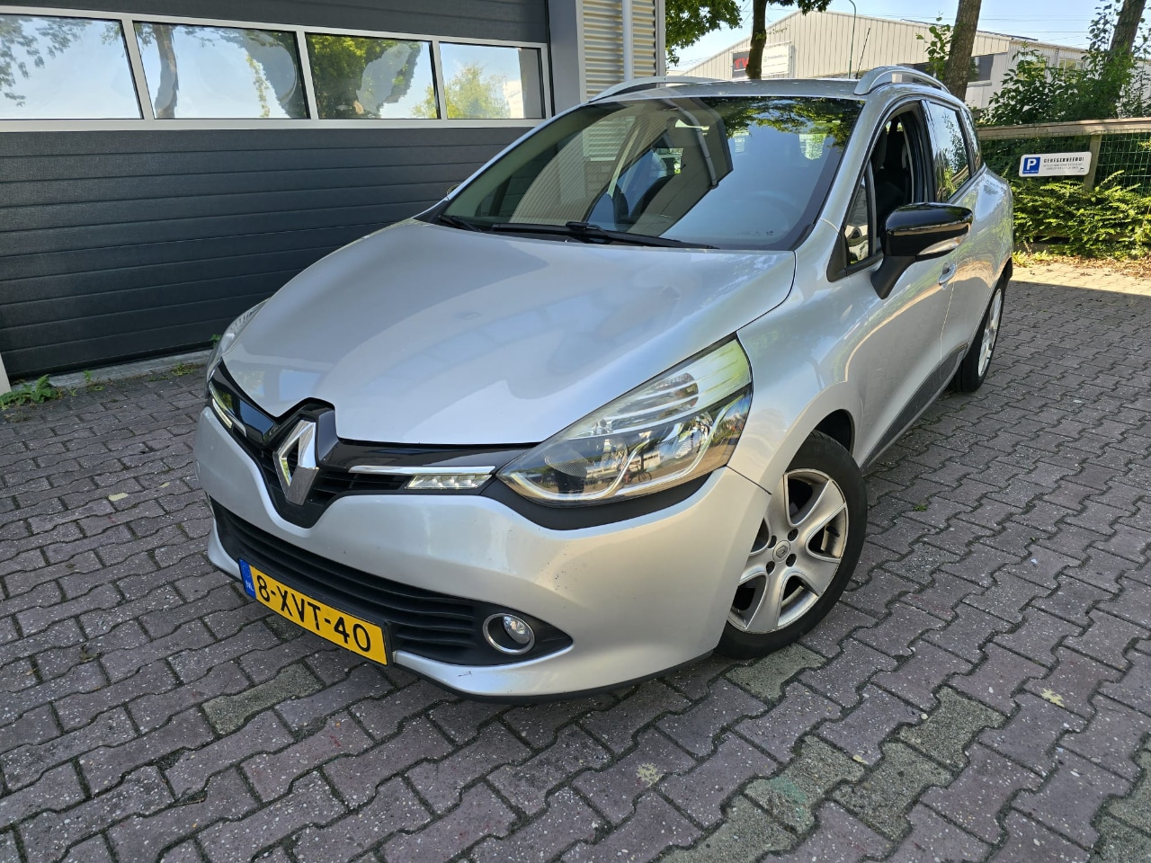 Renault Clio - 1.5 dci eco expression - AutoWereld.nl