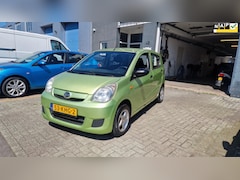 Daihatsu Cuore - 1.0 Comfort Rijdt en schakelt perfect
