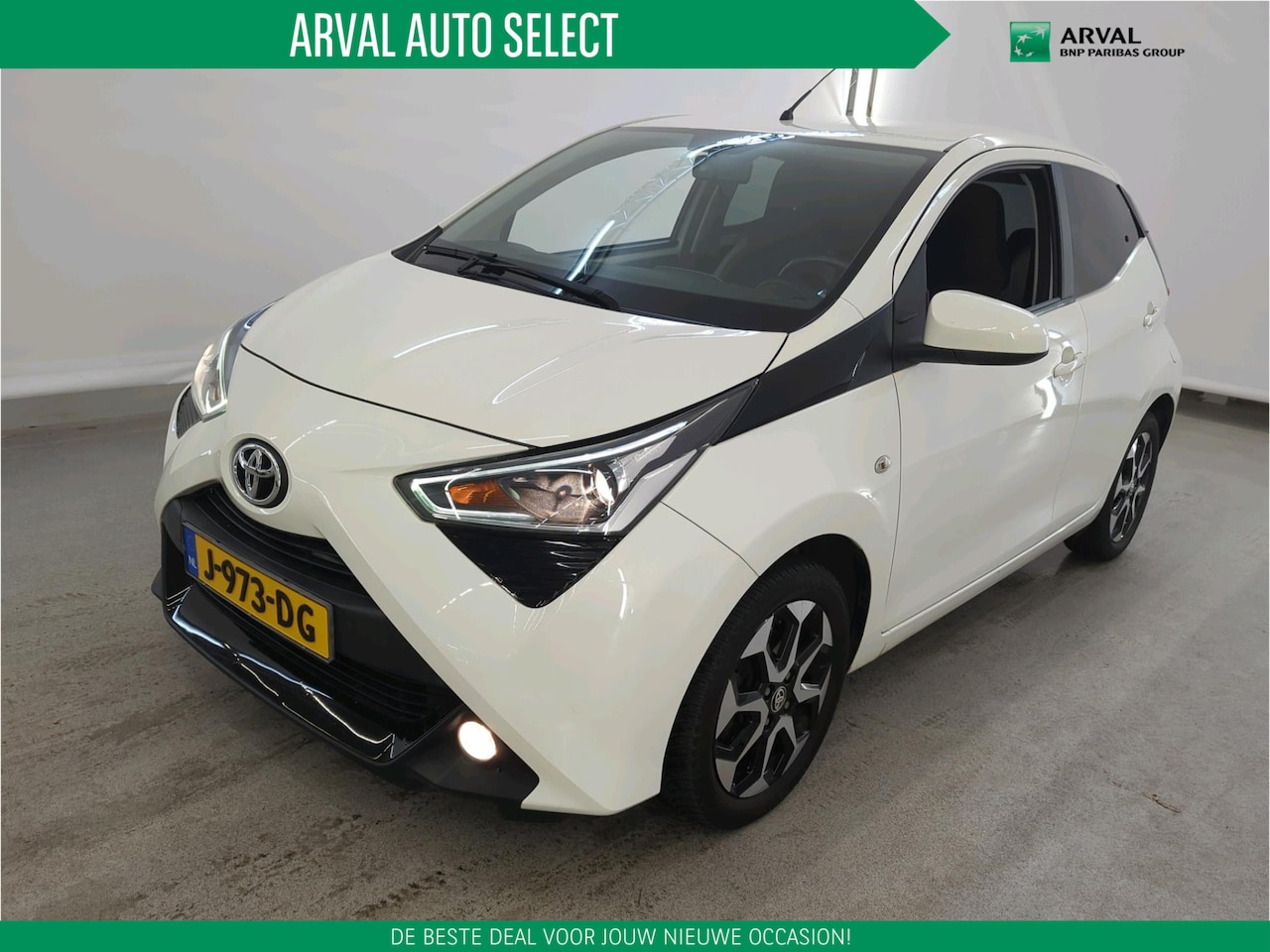 Toyota Aygo - 1.0 VVT-i 72pk x-joy | 5-Deurs | Apple CarPlay | Airco - AutoWereld.nl